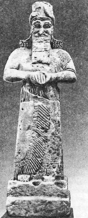 Бог Набу (?). Статуя из Кальху (Нимруда). 9 в. до н. э. Багдад. Иракский музей.